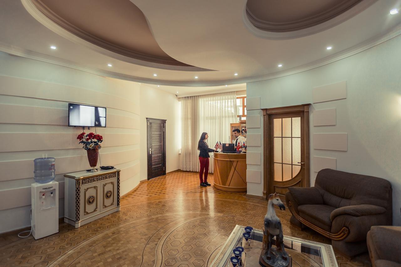 La Villa Hotel Baku Exterior photo
